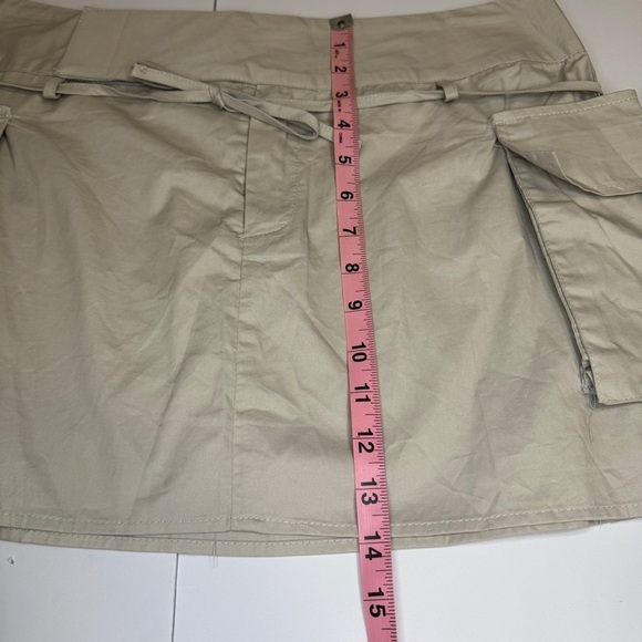 MICAS Utility Cargo Mini Skirt Beige XL – Y2K Street Style, Adjustable Waist - Picture 9 of 9